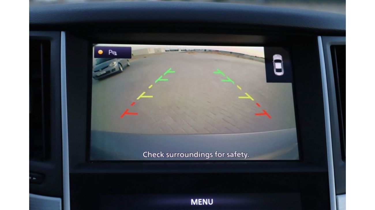 إنفينيتي Q50 سبورت خالية من الحوادث - خليجي - مكينة 3000 سي سي - السيارة بحالة الوكالة من الداخل والخارج