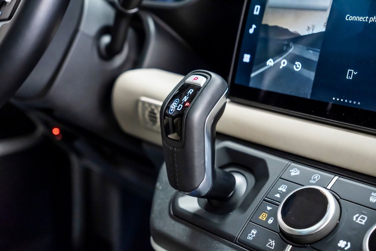 لاند روفر ديفندر P300 90 SE 2.0L (5 Seater)