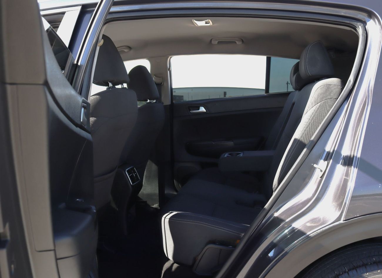 كيا سبورتيج كيا سبورتيج - 2021 - خليجى - بدون حوادث - محرك 2.0L- ممشى قليل - بحاله ممتازه