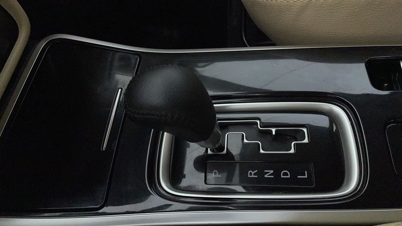 ميتسوبيشي آوتلاندر GLS MID 3 | بدون دفعة مقدمة | اختبار قيادة مجاني للمنزل