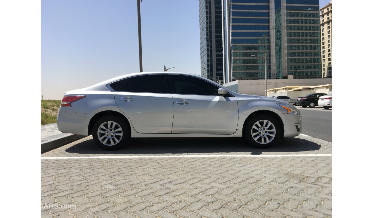 Nissan Altima S