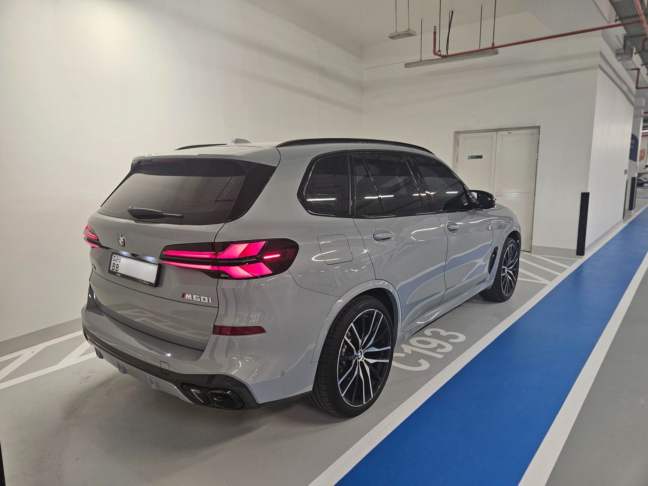 BMW X5 m60i xdrive