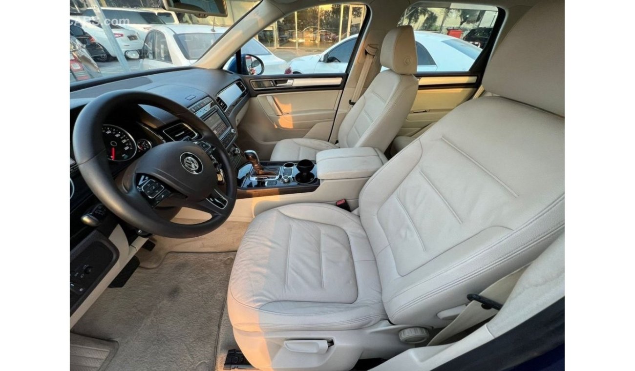 فولكس واجن طوارق SEL VOLKSWAGEN TOUAREG 2016 GCC PERFECT CONDITION