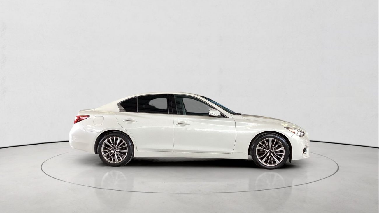Infiniti Q50 3.0 LUXE SENSORY WOOD VISIB TRIM AUTO | Guaranteed Warranty | 0 Down Payment
