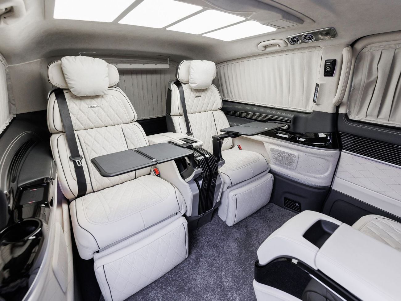 Mercedes Benz V300 AVANTGARDE MBS GRAVITY ZERO VIP