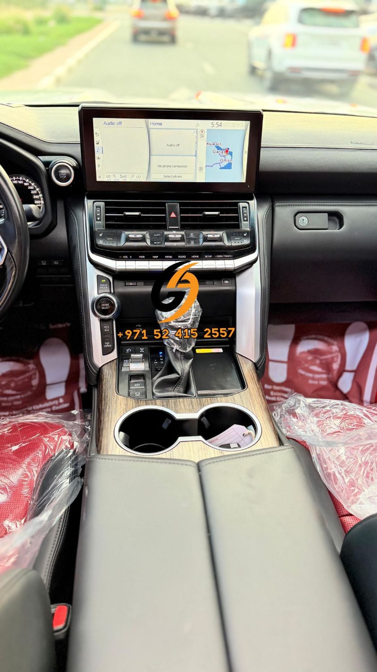 تويوتا لاند كروزر 2024 Model VXR TWIN TURBO 3,5L ENGINE FULL OPTION RED AND BLACK INTERIOR INSIDE VERY CLEAN AND PERFE