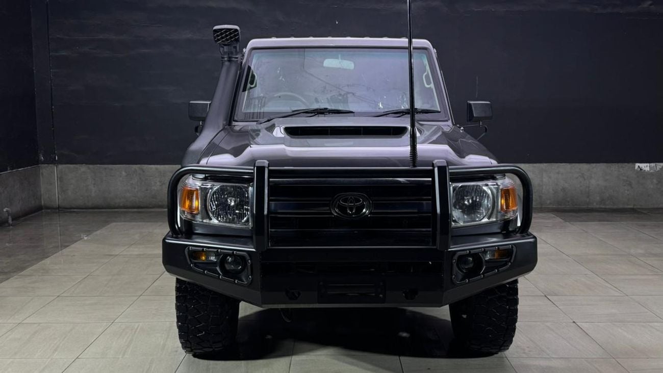 Toyota Land Cruiser Pick Up LAND CRUISER PICKUP ,MODEL YEAR 2017 ,DIESEL 4.5 LITER ,RIGHT HAND DRIVE