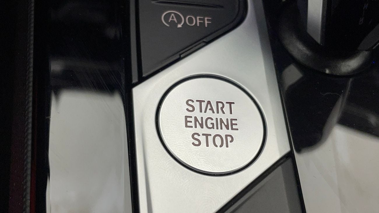 بي أم دبليو 218 M SPORT 1.5 | بدون دفعة مقدمة | اختبار القيادة في المنزل