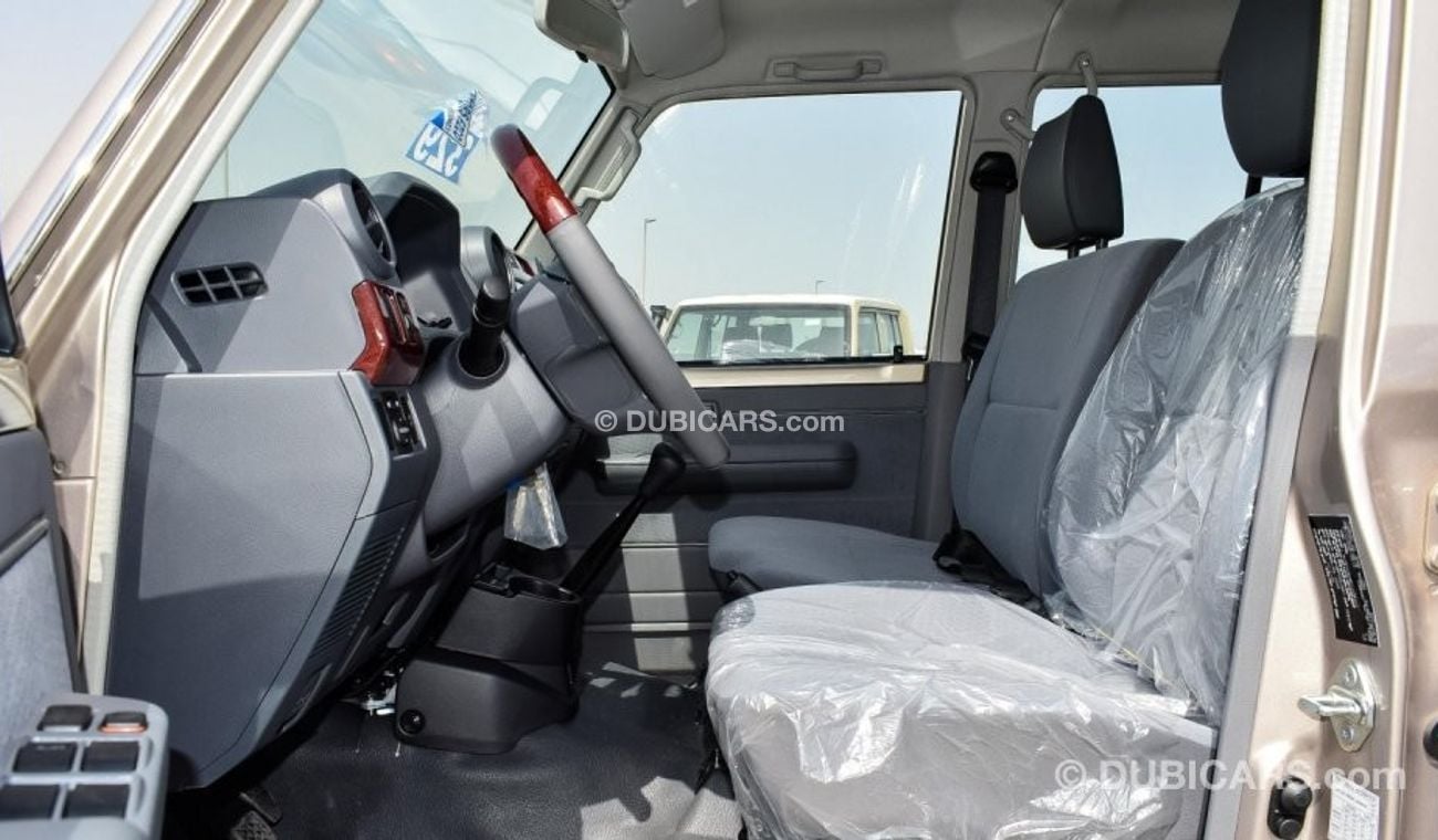 Toyota Land Cruiser Pick Up LX V6 4WD تويوتا لاندكروزر بيك اب