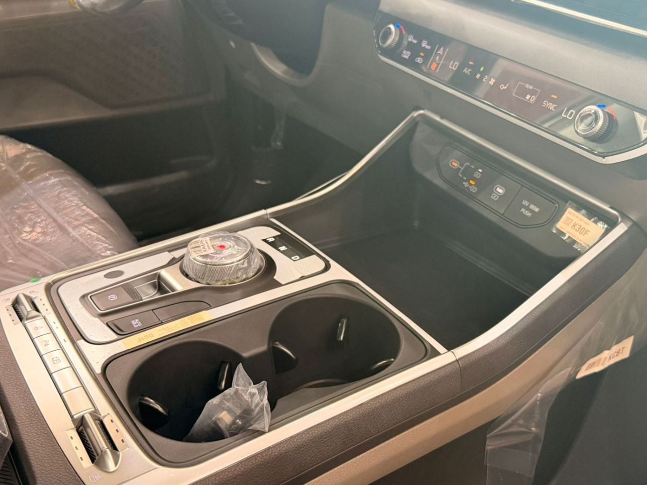 Kia Carnival GLS TOP KIA CARNIVAL 2026 | GCC SPEC | IMMEDIATE DELIVERY