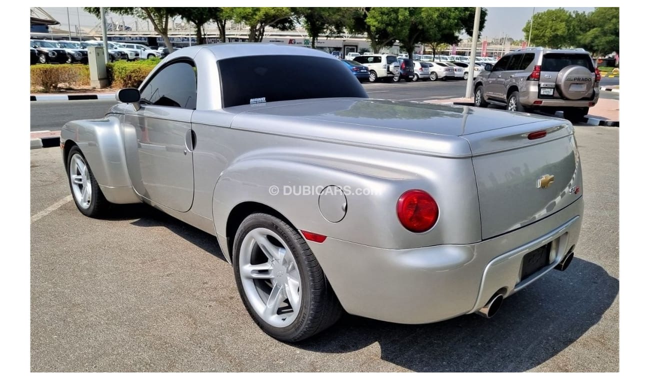 Chevrolet SSR CHEVROLET SSR 2004 5.3L IN BEAUTIFUL CONDITION FOR 85K AED