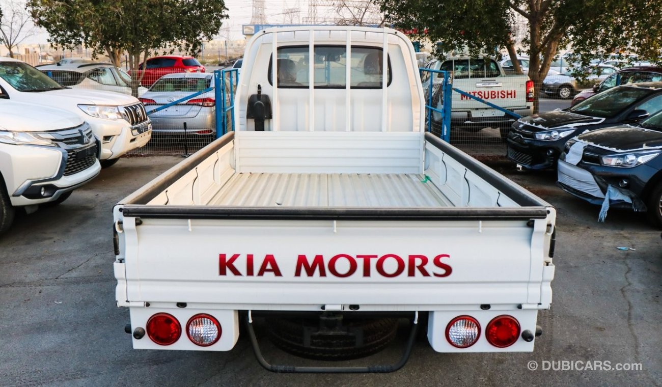 Kia K2700