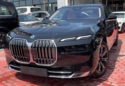 بي أم دبليو 735i EXCELLENCE Under Warranty & Service 2026 GCC