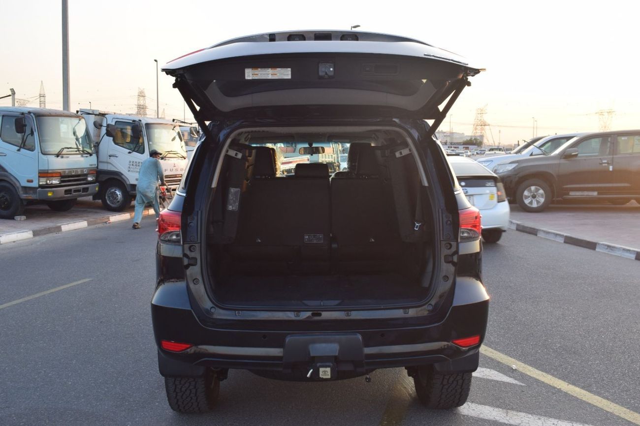 Toyota Fortuner 2017 TOYOTA FORTUNER CRUSADE