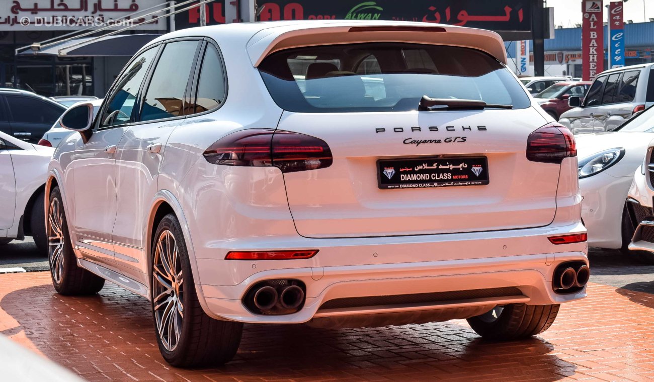 Porsche Cayenne GTS