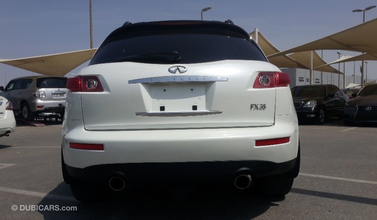 Infiniti FX35