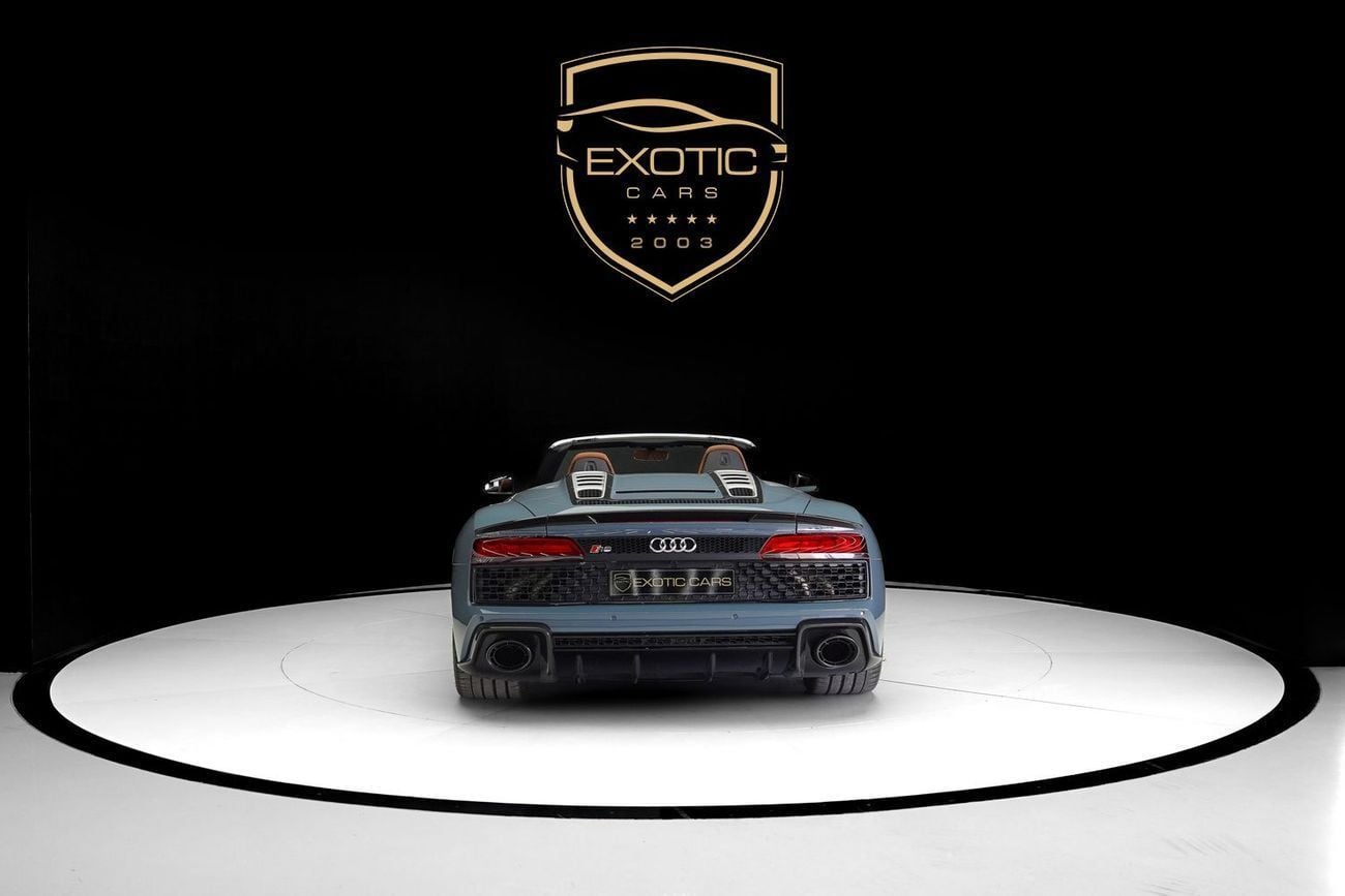 أودي R8 Spyder V10 Plus 5.2L