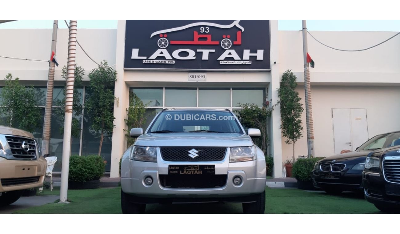 سوزوكي جراند فيتارا خليجى  بدون حوادث رقم 1 فتحة جلدمثبت سرعة رنجات حساسات جناح خلفى  2 ريموت تحكم مرايا بحالة ممتازة