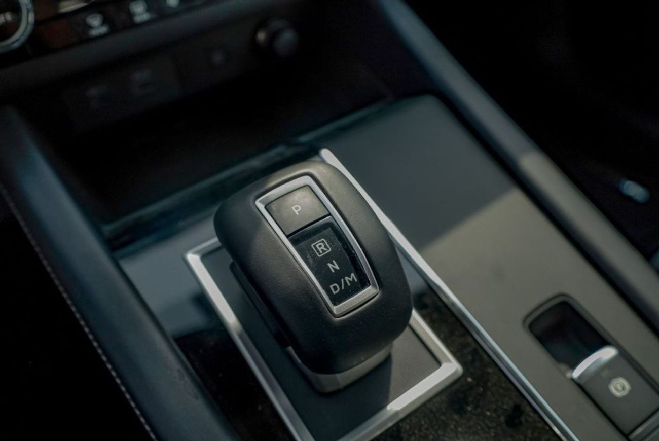 Mitsubishi Outlander OUTLANDER 2.5L 4WD WHITE 2025