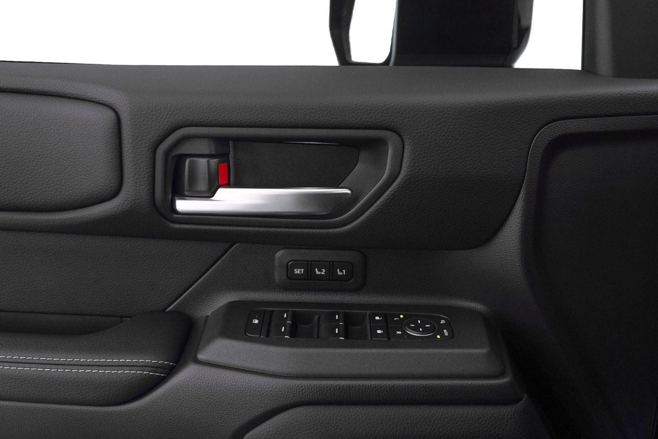 Toyota Prado Adventure Mono Tone 2.4T