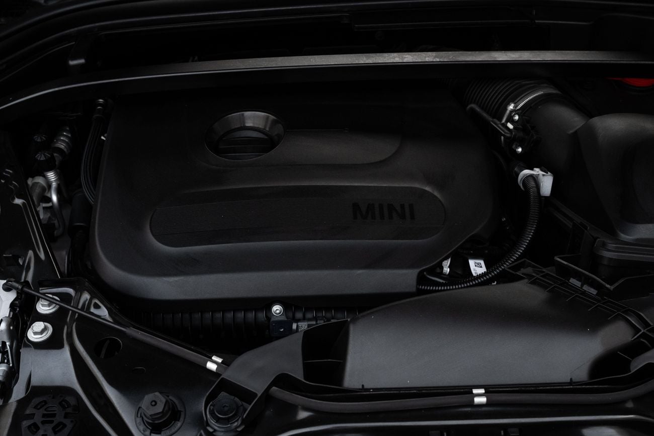 ميني كنتريمان JOHN COOPER WORKS Countryman s JCW Kit | 2,644 P.M | 0% Downpayment | MINI WARRANTY!