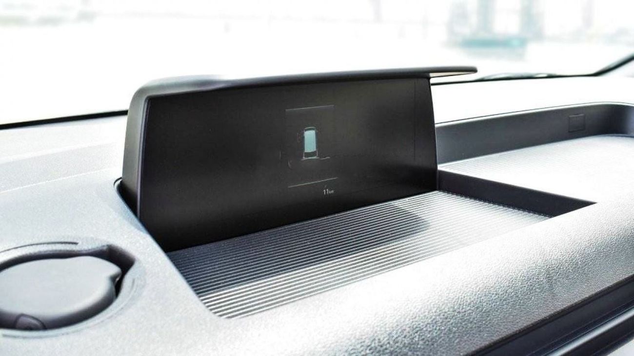 Hyundai Staria 2.2 L, DIESEL, M/T, 11 SEATER, 2023 MODEL, 17 ALLOY WHEELS