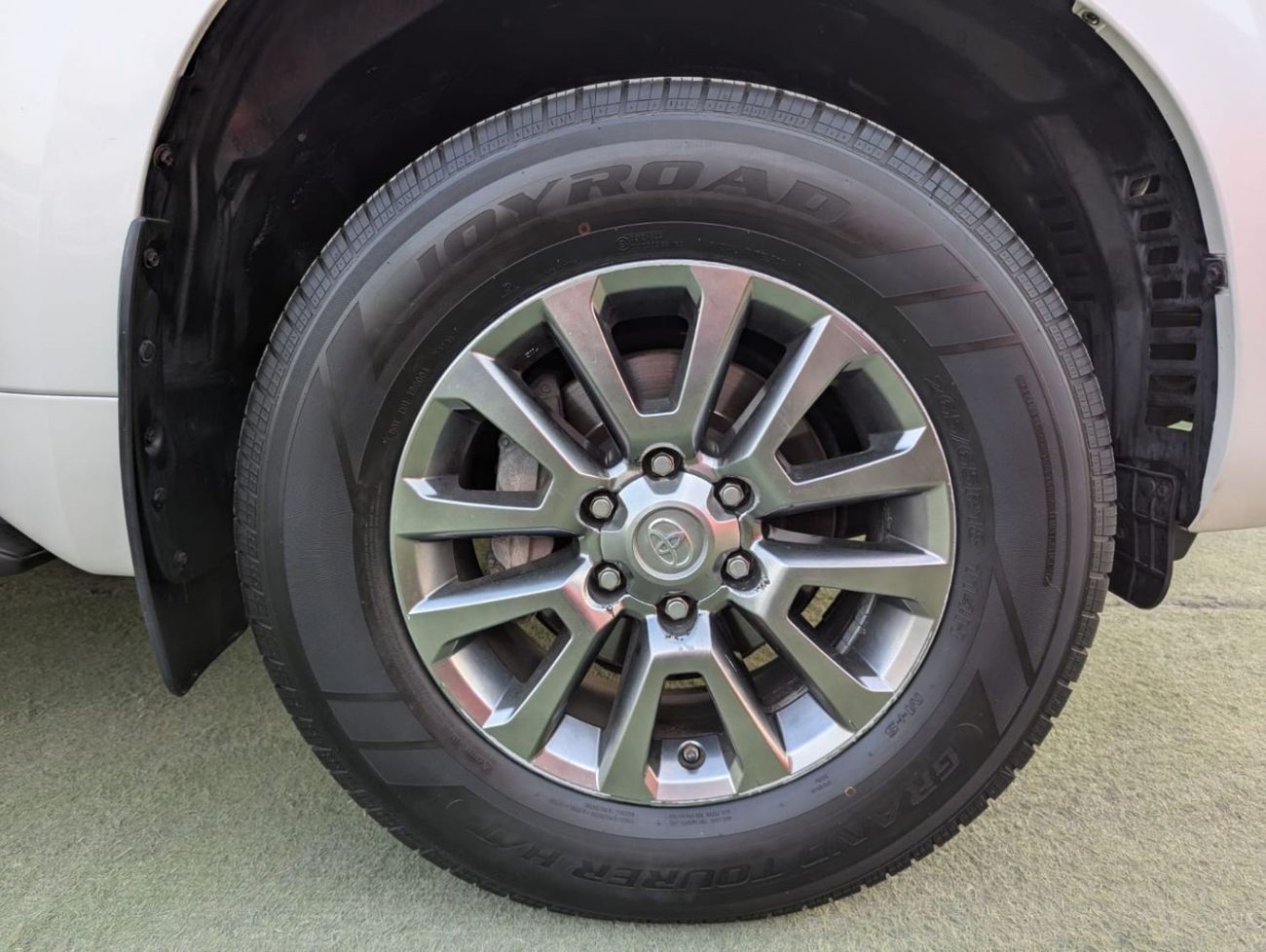 تويوتا برادو EXR 4.0L 4WD TOYOTA PRADO 2018 EXR V6 engine 4.0L clean car no any work required just buy and drive