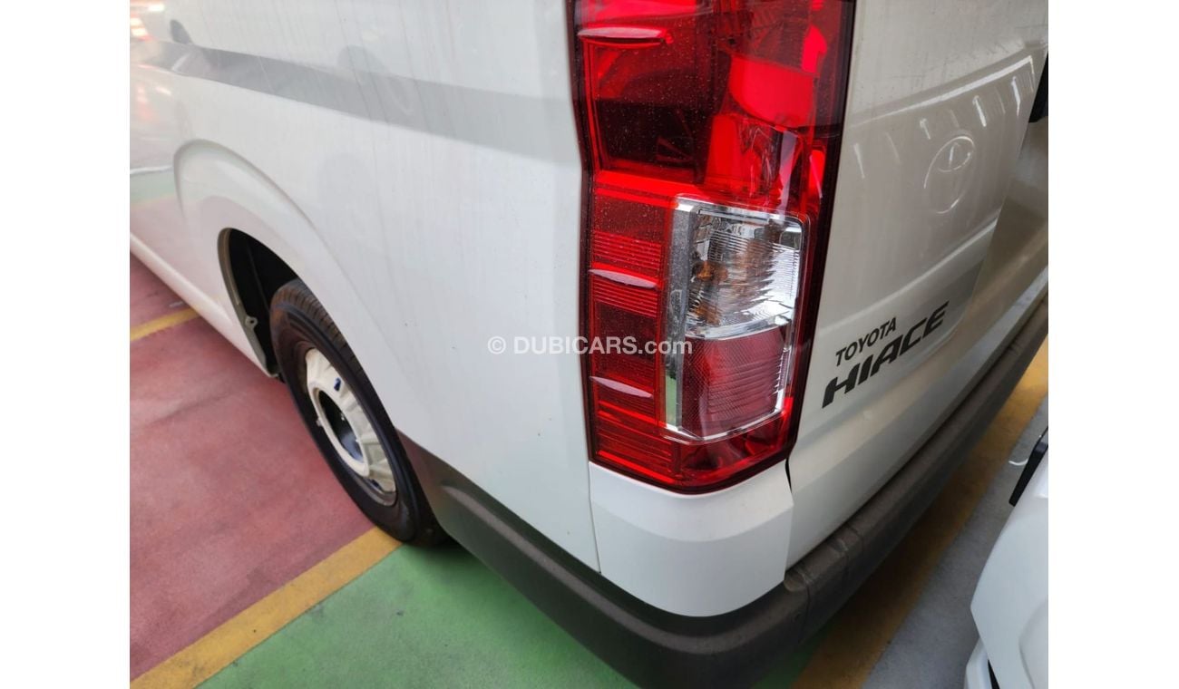 تويوتا هاياس TOYOTA HIACE 3.5 V6 AUTOMATIC