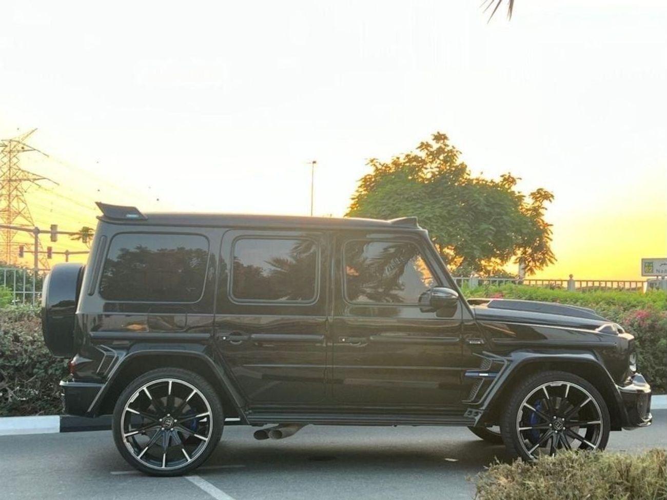 BRABUS 800 - Mercedes-AMG G 63 original brabus with docs  , full original paint , no accident , clean title ,