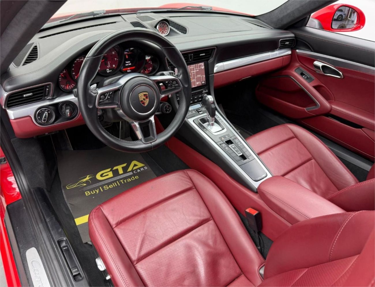 Porsche 911 2017 Porsche 911 Carrera,  Service History, Excellent Condition, GCC