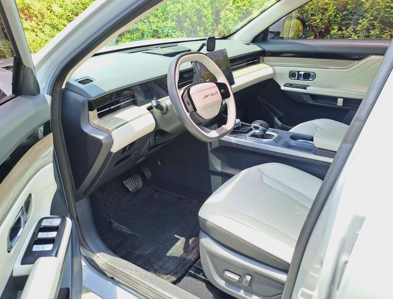 جيتور داشينج LUXURY 2025 Model -1073 AED /Month | 1.6T Luxury | GCC Specs | Full Warranty