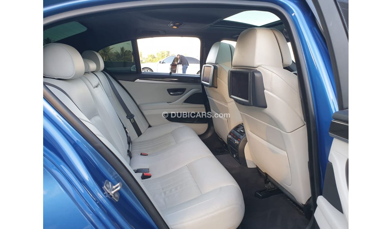 بي أم دبليو M5 Std