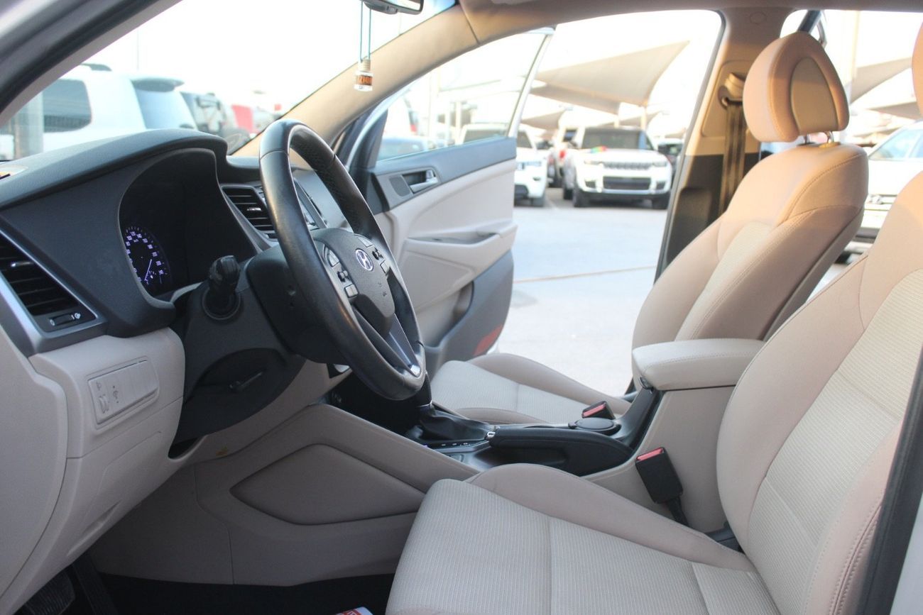 هيونداي توسون SE 2.0L AWD