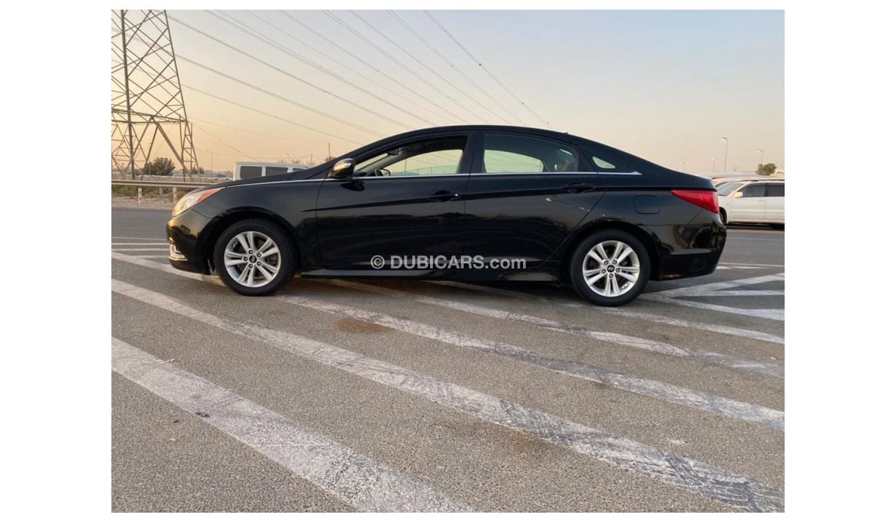 Hyundai Sonata 2014 HYUNDAI SONATA / MID OPTION