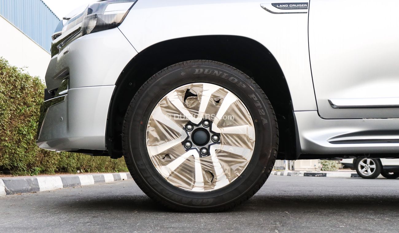 تويوتا لاند كروزر GXR V8 Grand Touring