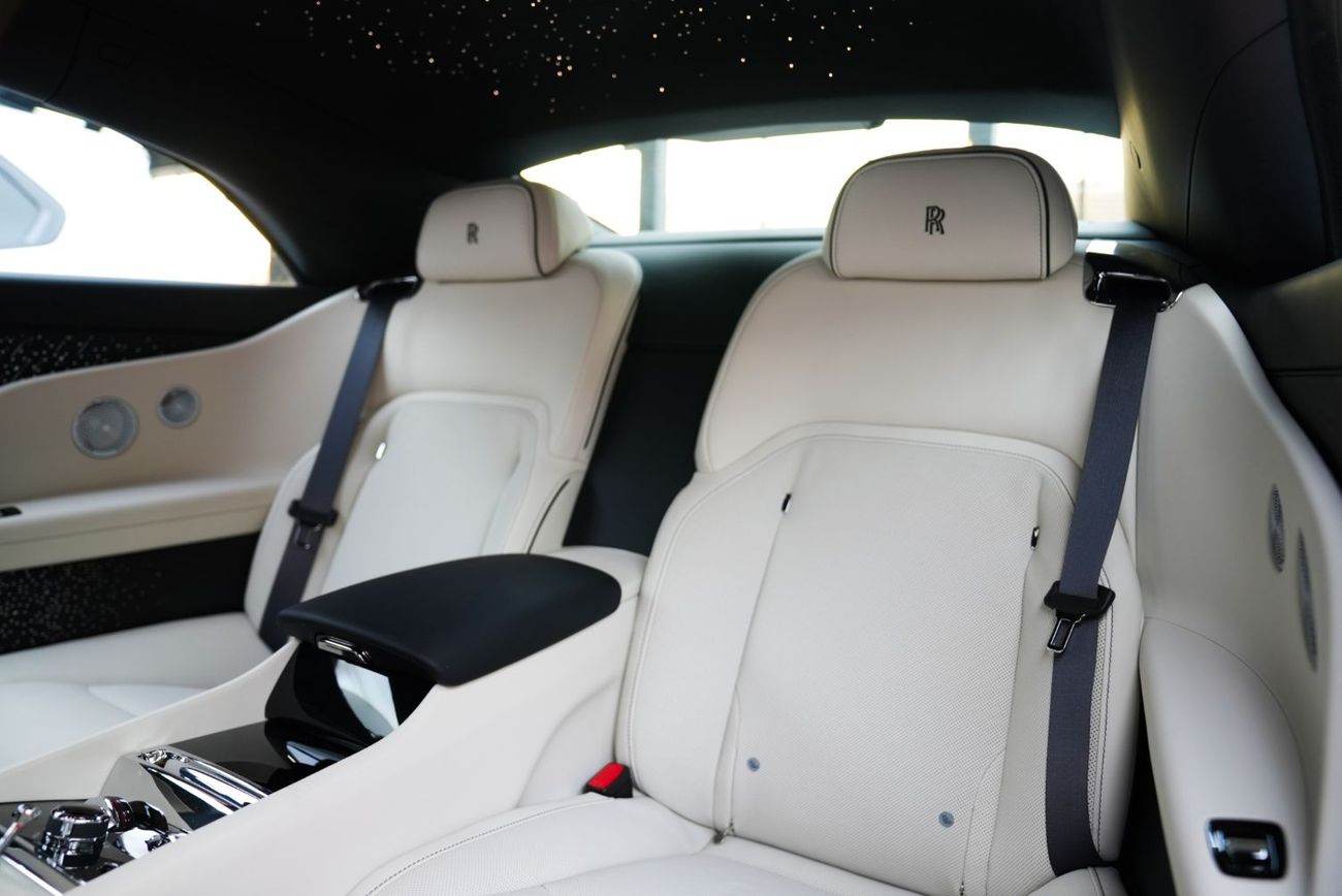 رولز رويس سبيكتر Brand New Rolls Royce Spectre