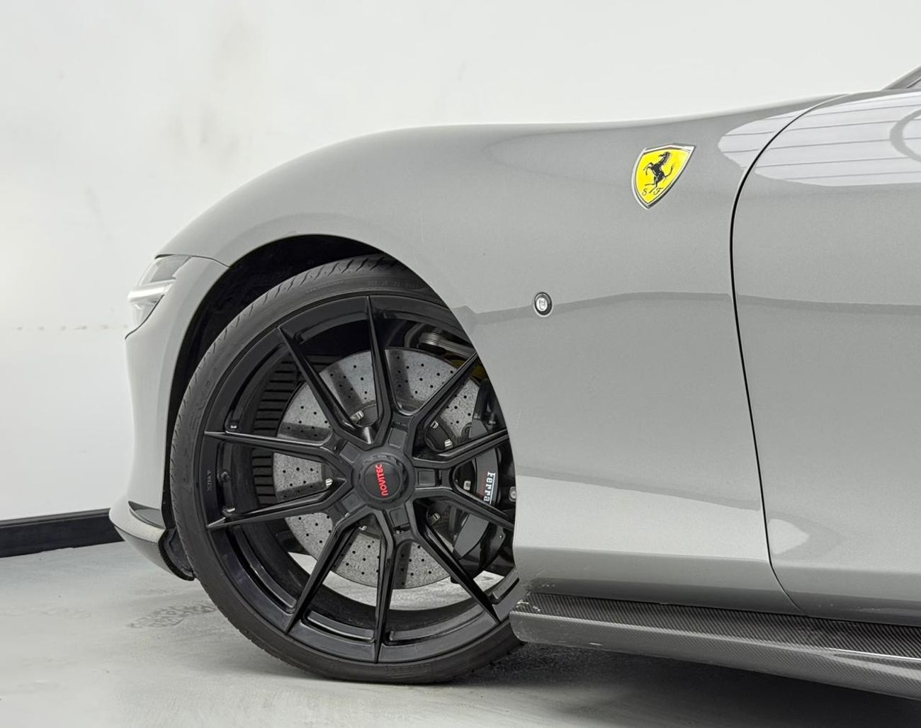 فيراري روما 2022 Ferrari Roma ,Warranty ,Service History ,Excellent Condition ,European Spec