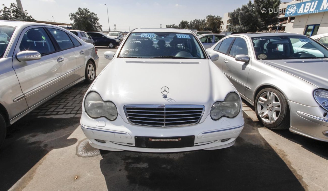 مرسيدس بنز C 320 Avantgarde