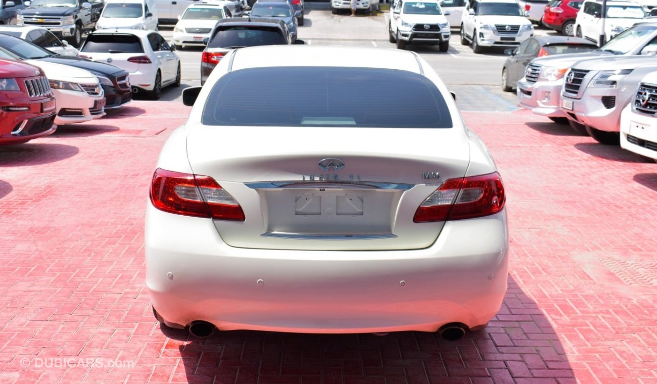 Infiniti M56