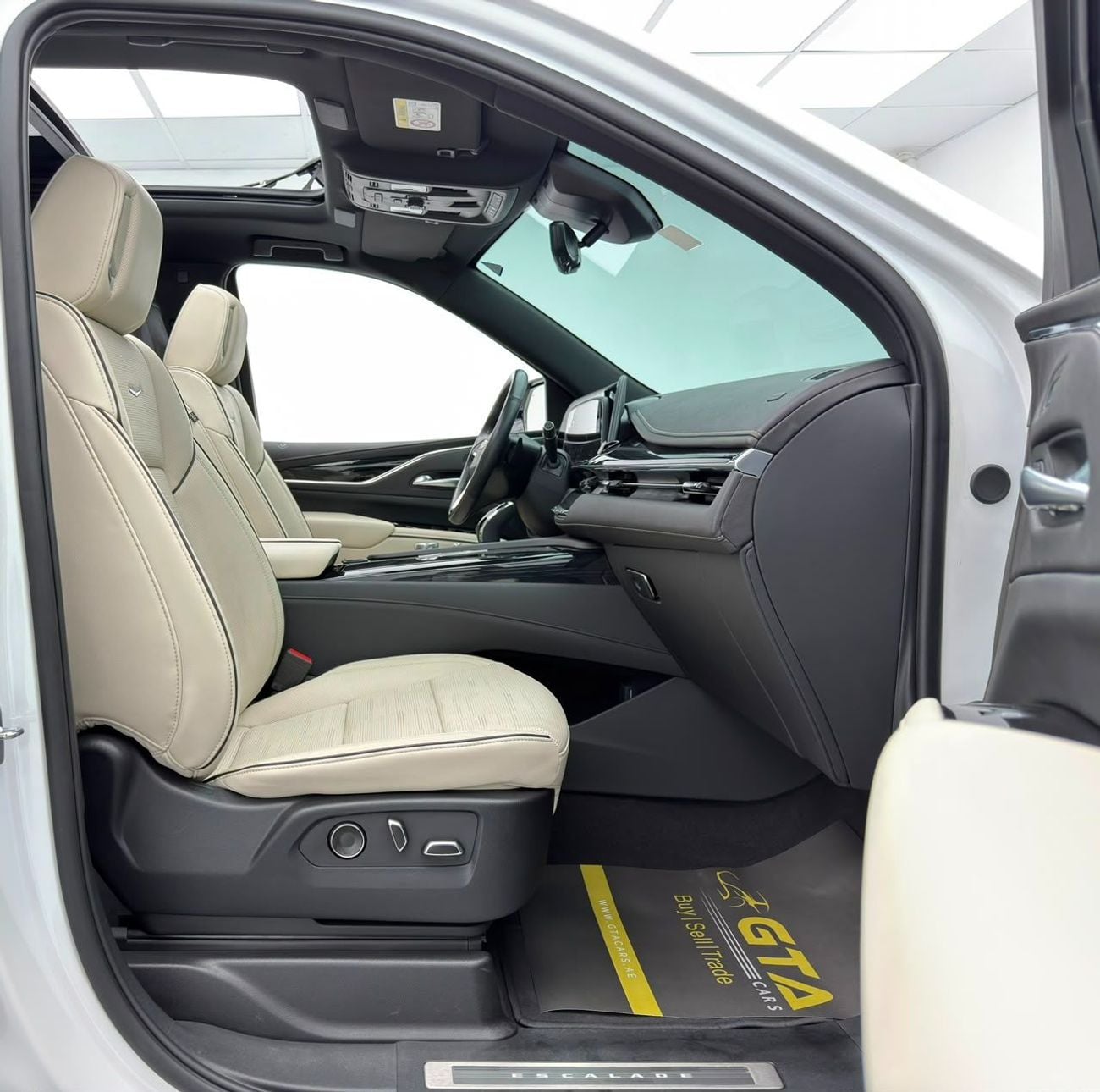 Cadillac Escalade SPORT