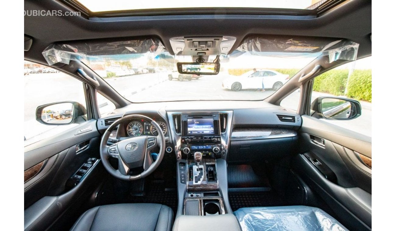 Toyota Alphard interior - Cockpit