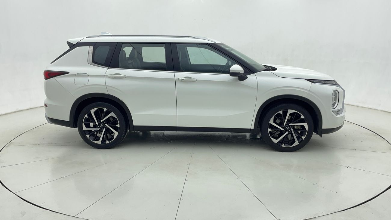 Mitsubishi Outlander 2024 HIGHLINE WITH SUNROOF | AED 1359/Month | 0 DP | 30 Day Return | Warranty