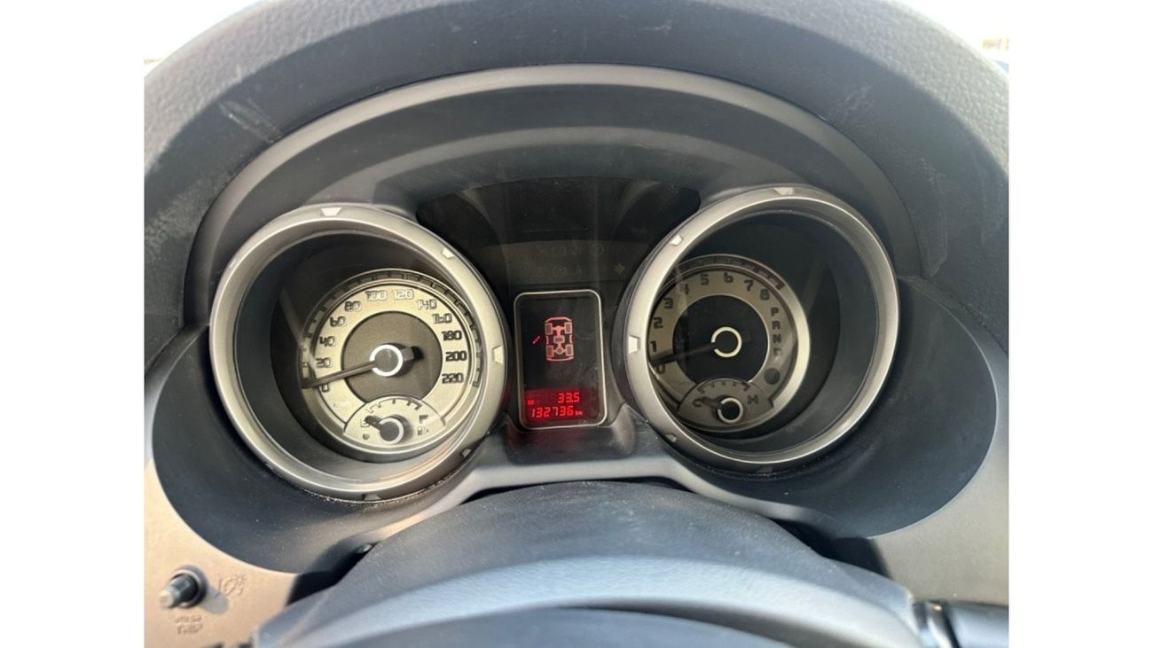 Mitsubishi Pajero GLS Highline خليجي خاليه من الحوادث