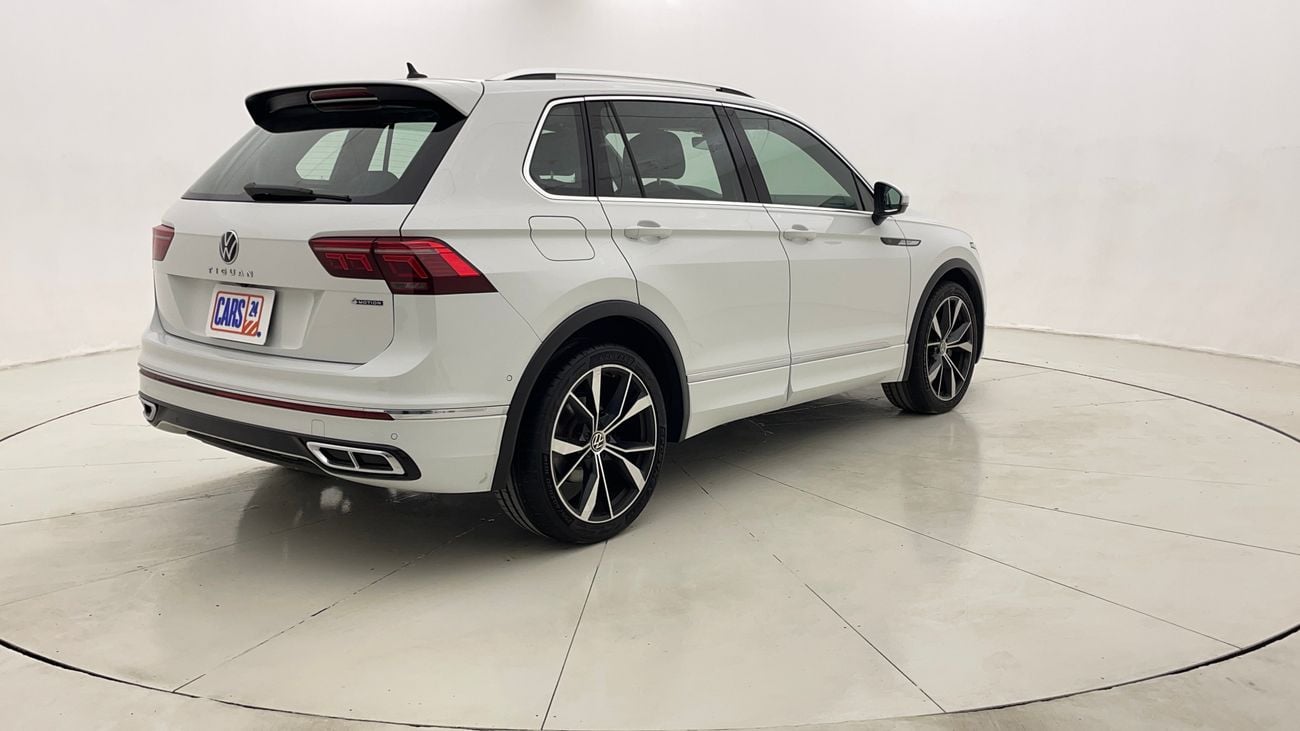 فولكس واجن تيجوان R LINE 2 | بدون دفعة مقدمة | اختبار القيادة في المنزل