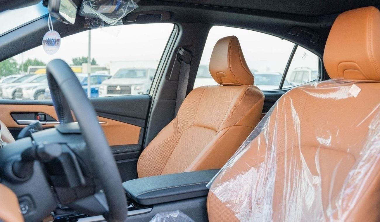 Toyota Camry 2025 Toyota Camry Lumiere 2.5L AT Hybrid (Black)