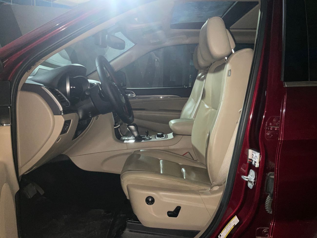 Jeep Grand Cherokee Limited | upto AED 20,000 Ramadan Discount | Guaranteed Warranty | 0 Down Payment