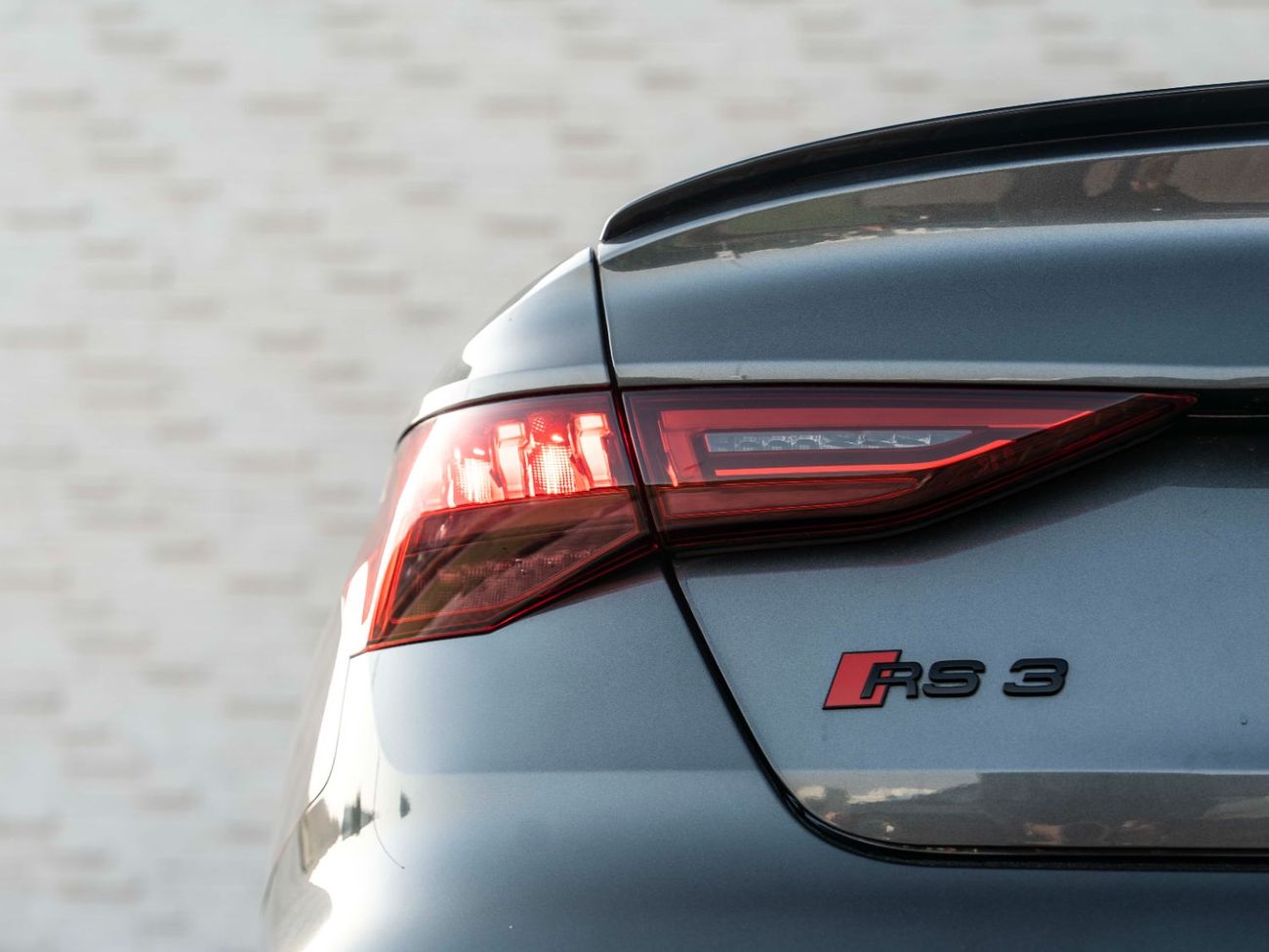 أودي RS3 TFSI quattro 2.5L Sedan