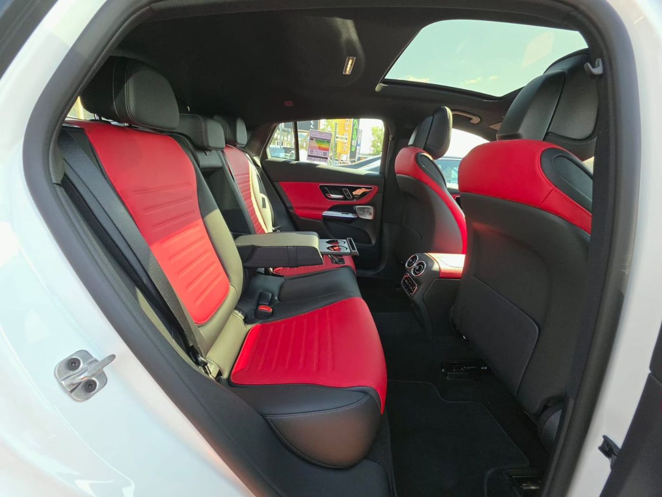 مرسيدس بنز GLC 200 Coupe Premium Plus 2026 5 Years Warranty GCC