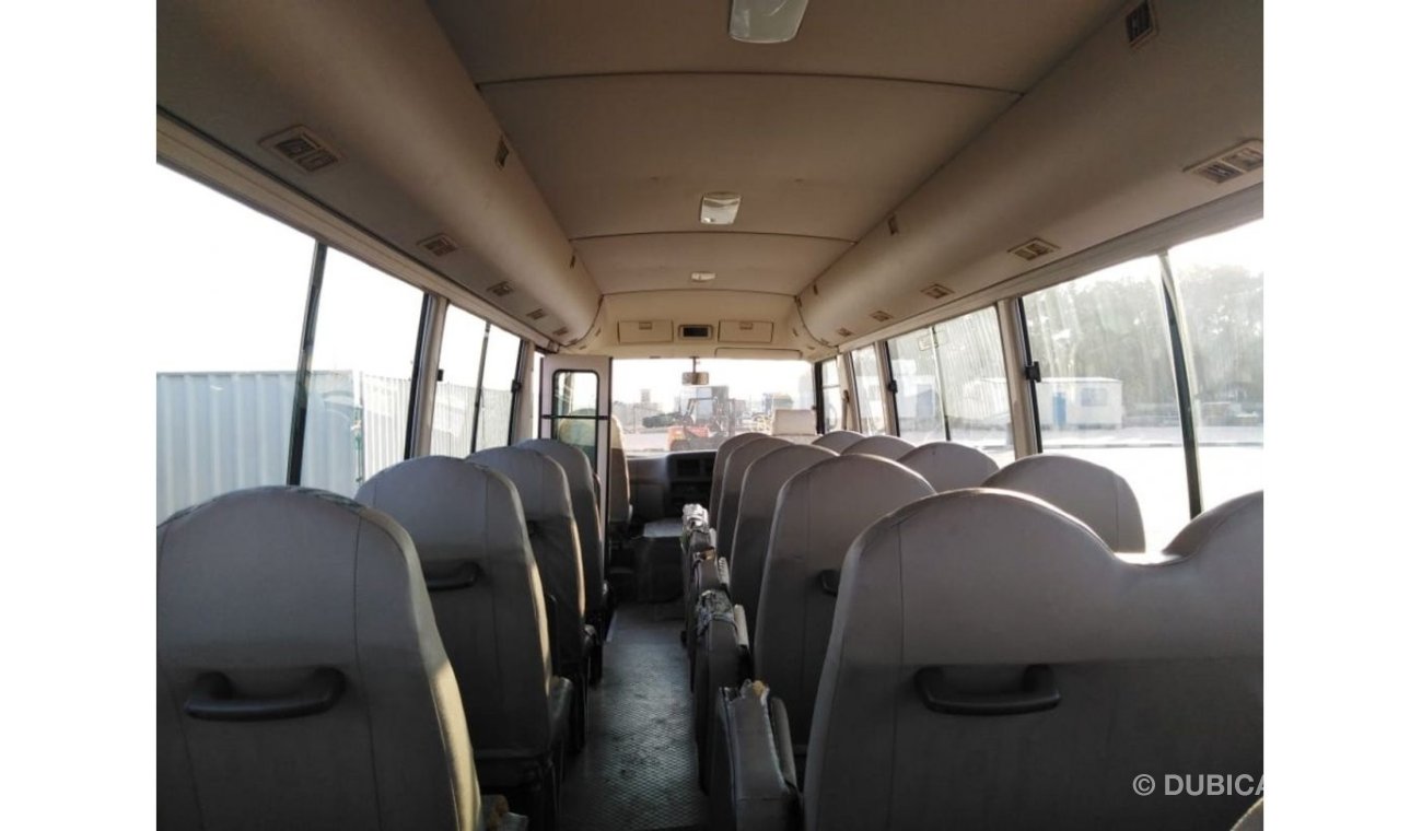 ميتسوبيشي روزا Rosa bus RIGHT HAND DRIVE (Stock no PM 144 )