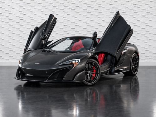 McLaren 675LT COUPE